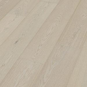 8735 parquet massif Lindura à Chatellerault